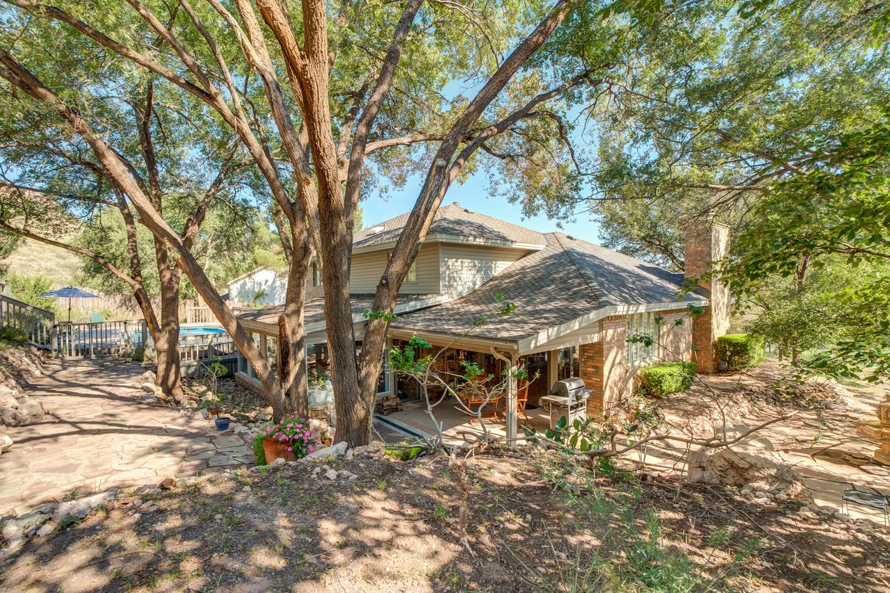 Photo 2 — 109 S Lakeshore Drive, Ransom Canyon, TX 79366