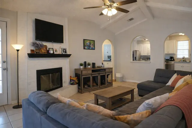 Photo 5 — 4912 57th Street, Lubbock, TX 79414