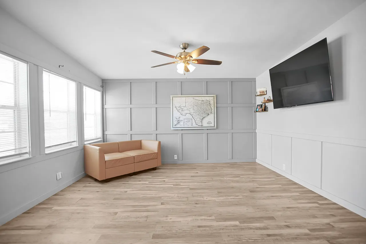 Photo 4 — 2519 62nd Street, Lubbock, TX 79413