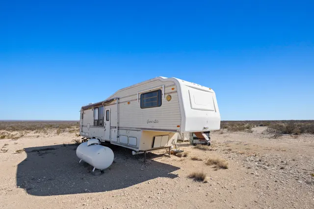 Photo 4 — N State Hwy 349, Dryden, TX 78851