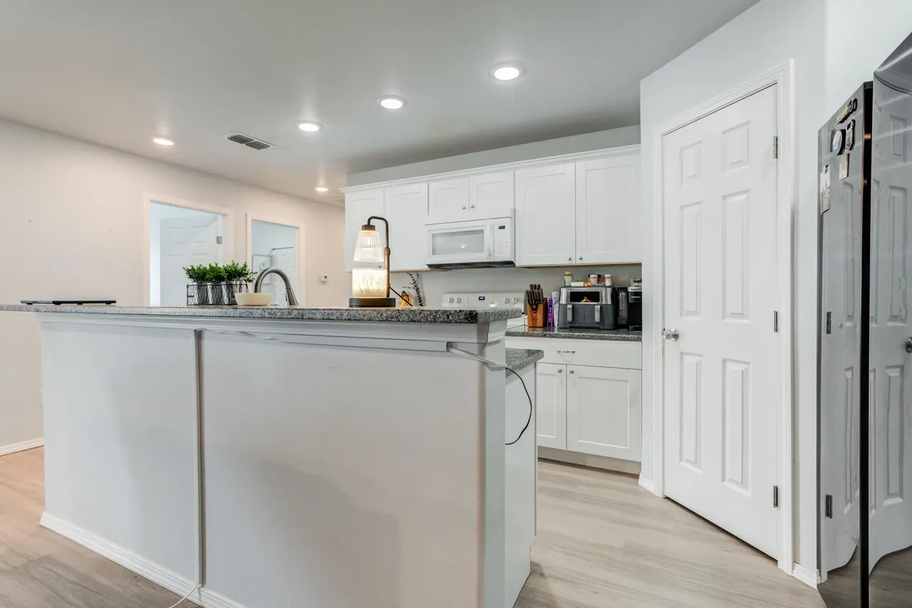 Photo 14 — 5501 Jarvis Street, Lubbock, TX 79416