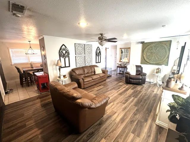 Photo 4 — 5011 46th Street, Lubbock, TX 79414