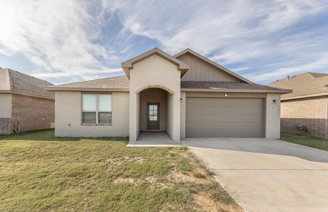 Front exterior — 703 E 17th Street, Wolfforth, TX 79382