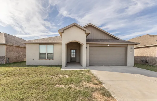 Front exterior — 703 E 17th Street, Wolfforth, TX 79382