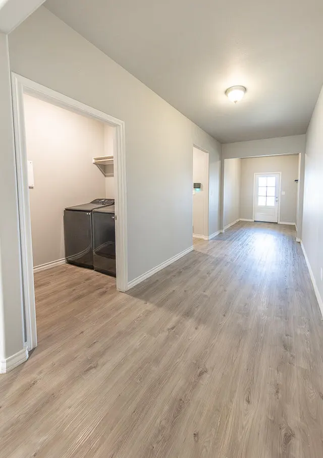 Photo 5 — 703 E 17th Street, Wolfforth, TX 79382