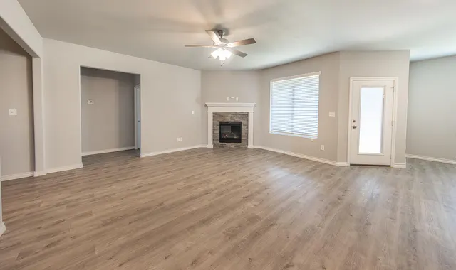 Photo 7 — 703 E 17th Street, Wolfforth, TX 79382