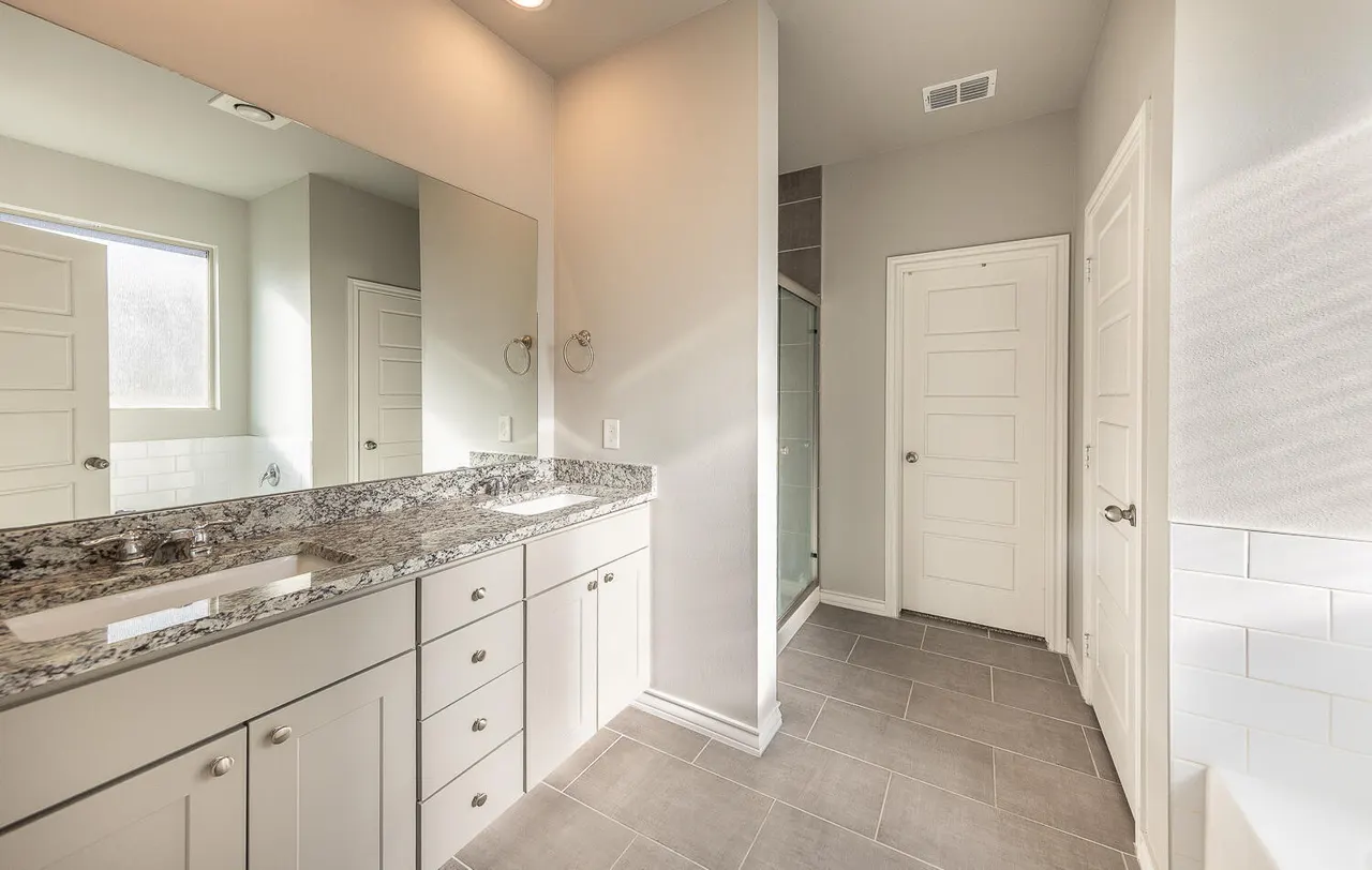Photo 14 — 703 E 17th Street, Wolfforth, TX 79382