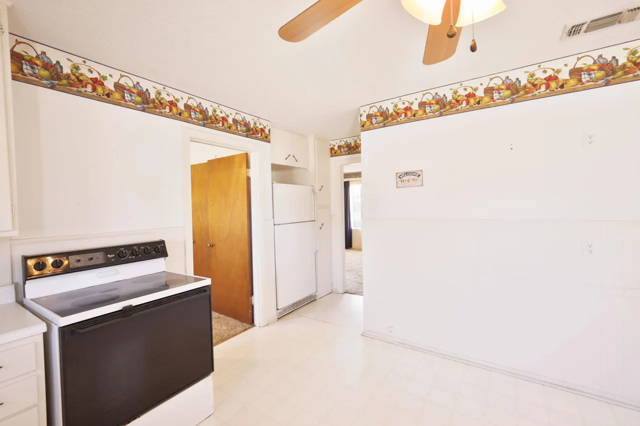 Photo 8 — 708 15th Street, Abernathy, TX 79311