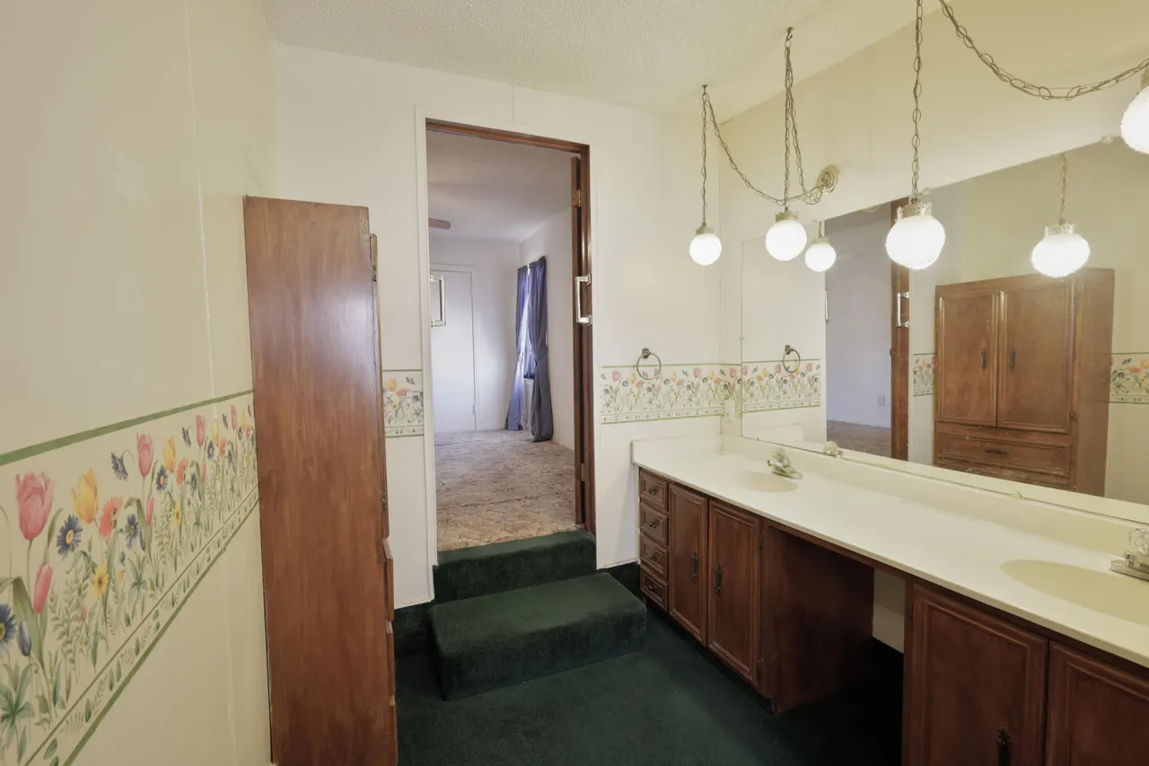 Photo 11 — 708 15th Street, Abernathy, TX 79311