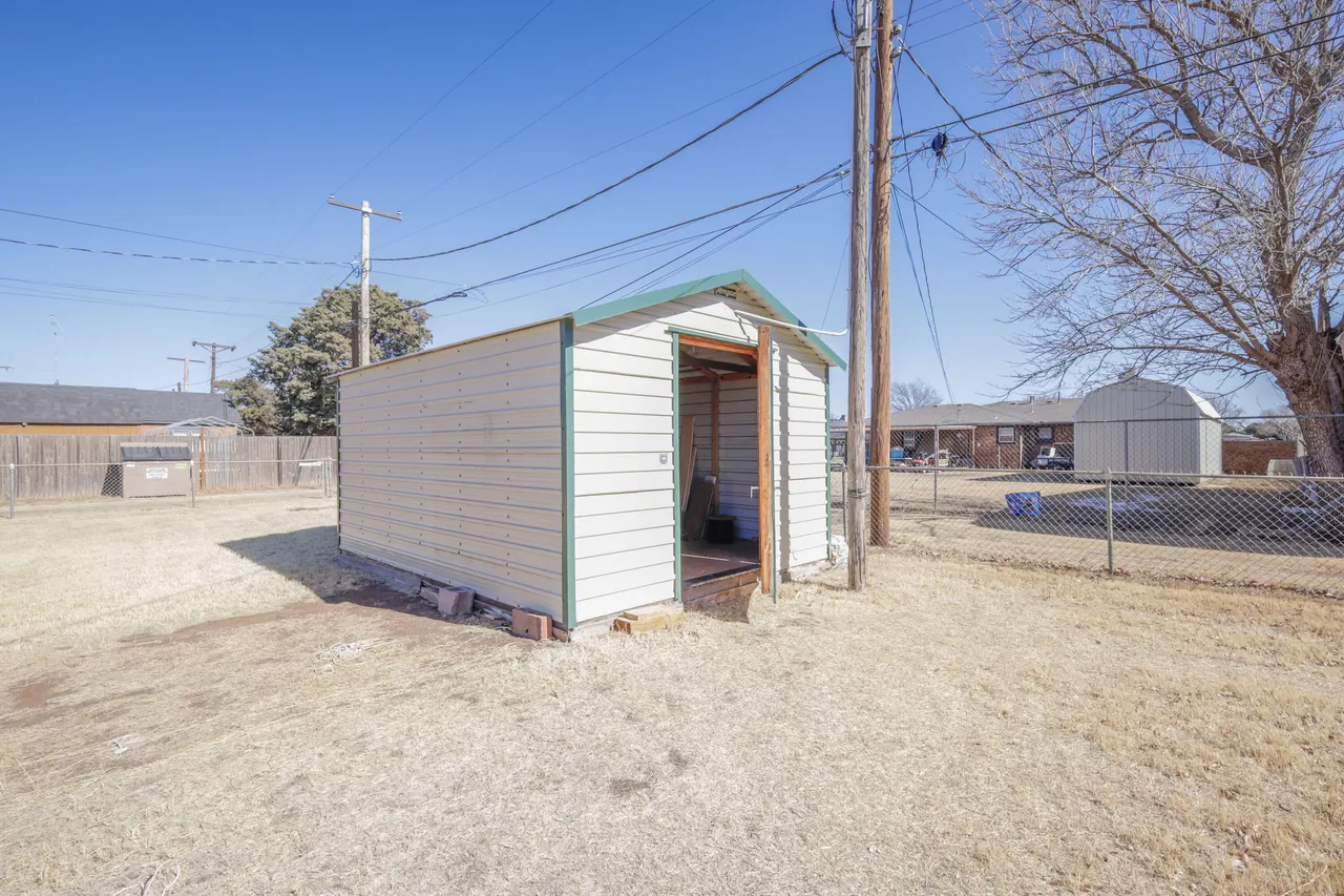 Photo 15 — 708 15th Street, Abernathy, TX 79311