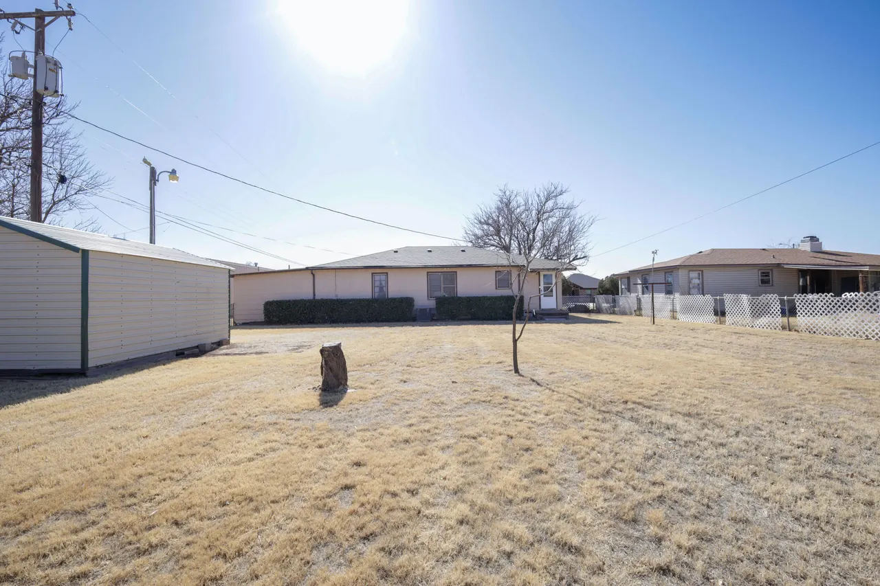 Photo 17 — 708 15th Street, Abernathy, TX 79311