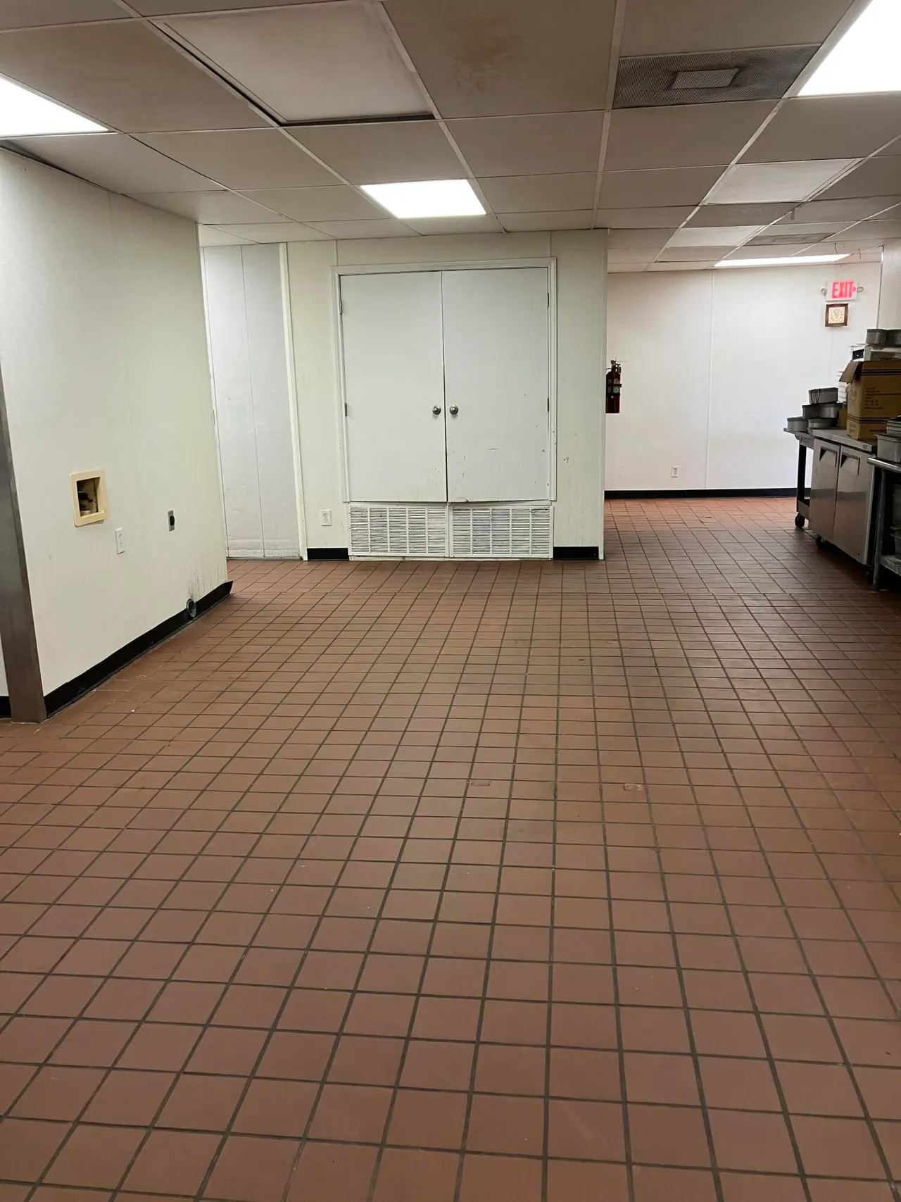 Photo 5 — 2110 W 5th Street, Plainview, TX 79072