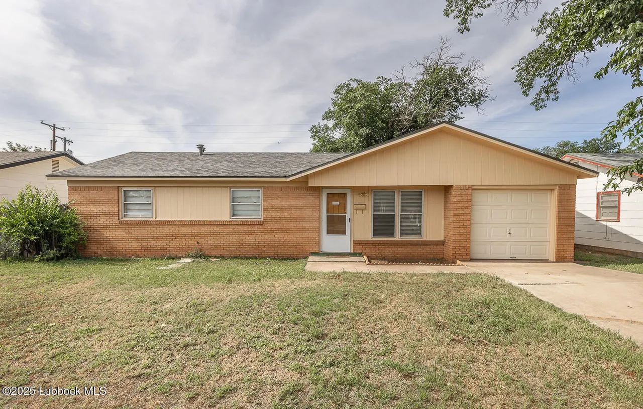 Front exterior — 1609 68th Street, Lubbock, TX 79412
