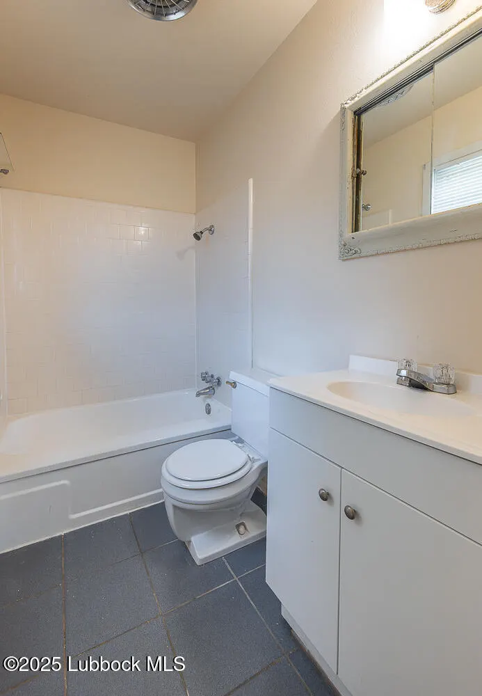 Photo 15 — 1609 68th Street, Lubbock, TX 79412