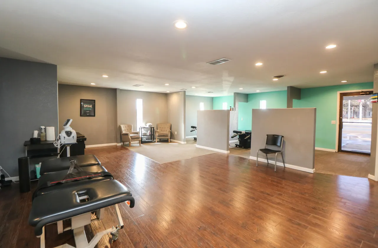 Front exterior — 200 E Waylon Jennings Boulevard, Littlefield, TX 79339