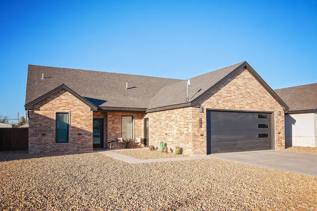 Photo 2 — 308 W 5th Street, Denver City, TX 79323