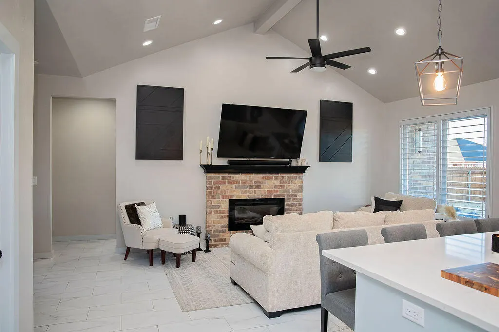 Photo 6 — 308 W 5th Street, Denver City, TX 79323