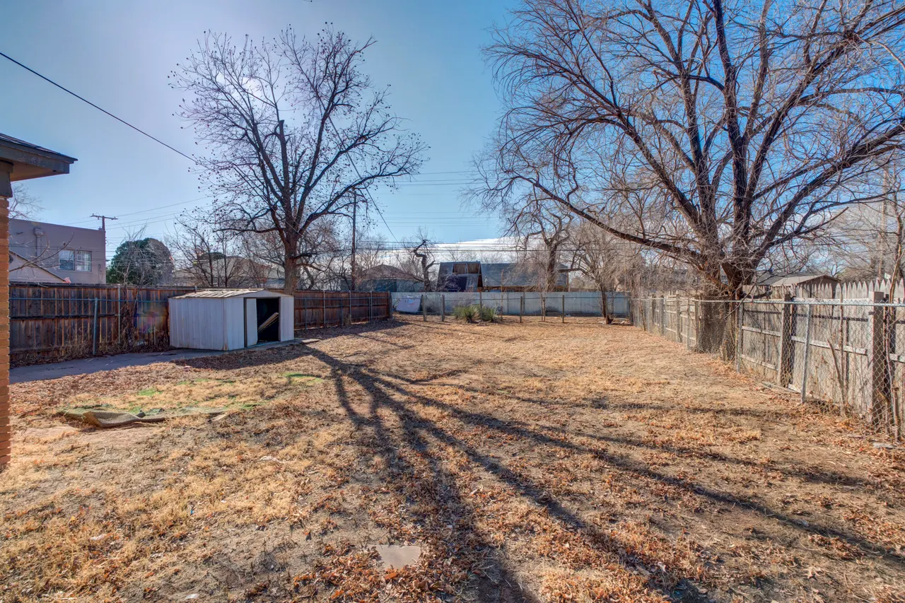 Photo 21 — 2207 20th Street, Lubbock, TX 79411