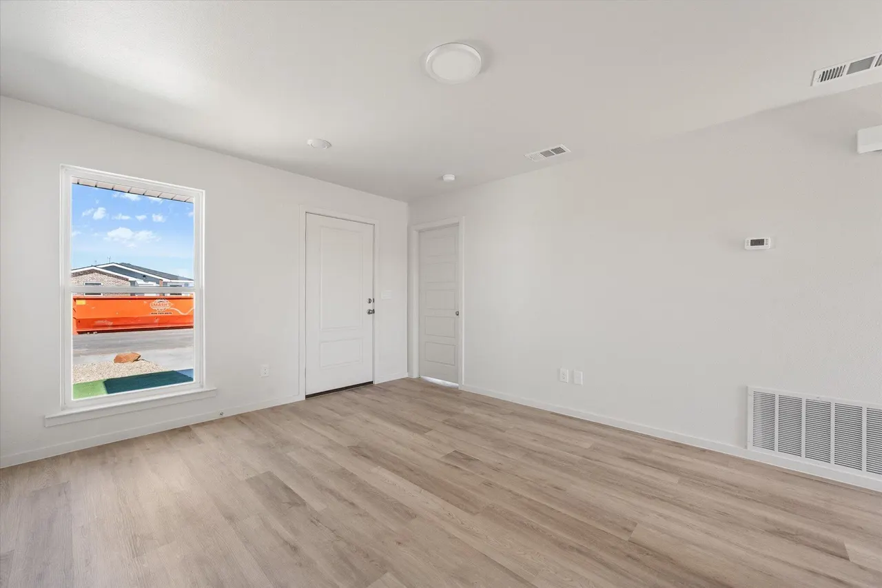 Photo 6 — 5507 Smith Street, Lubbock, TX 79416