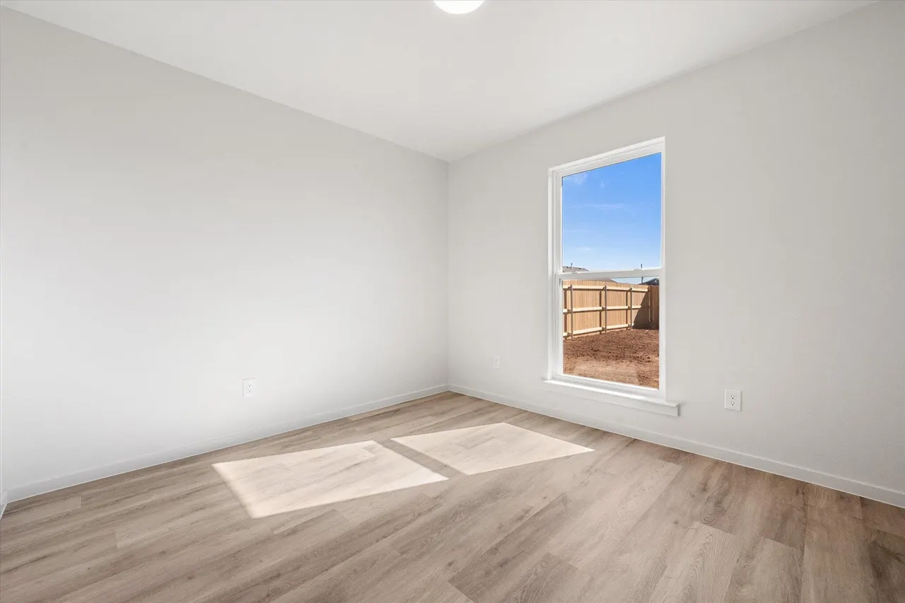 Photo 11 — 5507 Smith Street, Lubbock, TX 79416