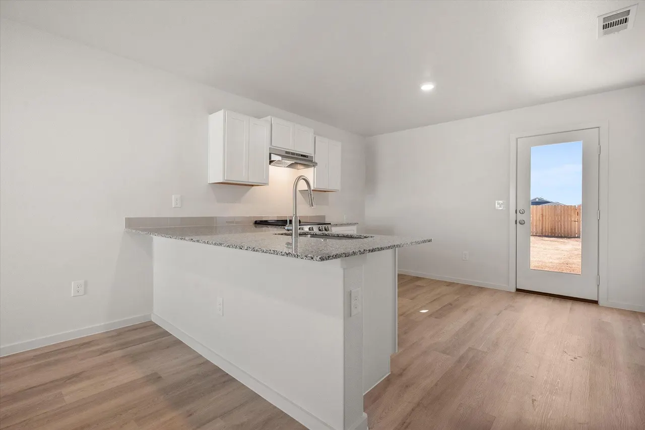 Photo 8 — 5509 Smith Street, Lubbock, TX 79416