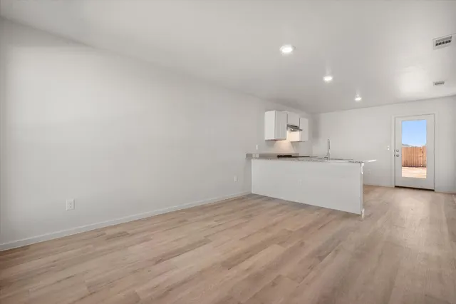 Photo 3 — 5509 Smith Street, Lubbock, TX 79416