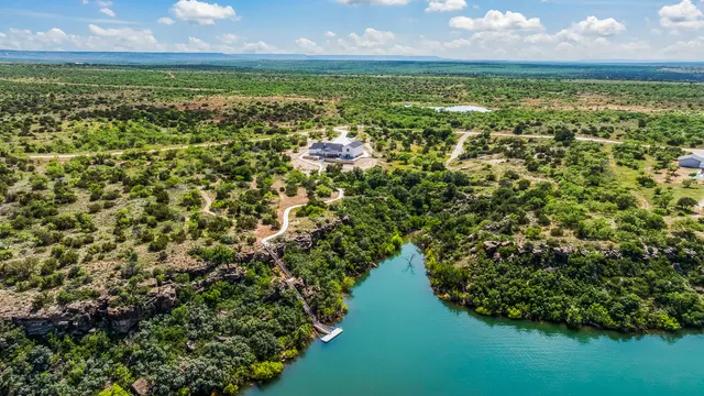 Photo 3 — 2627 Ward Road, Justiceburg, TX 79330