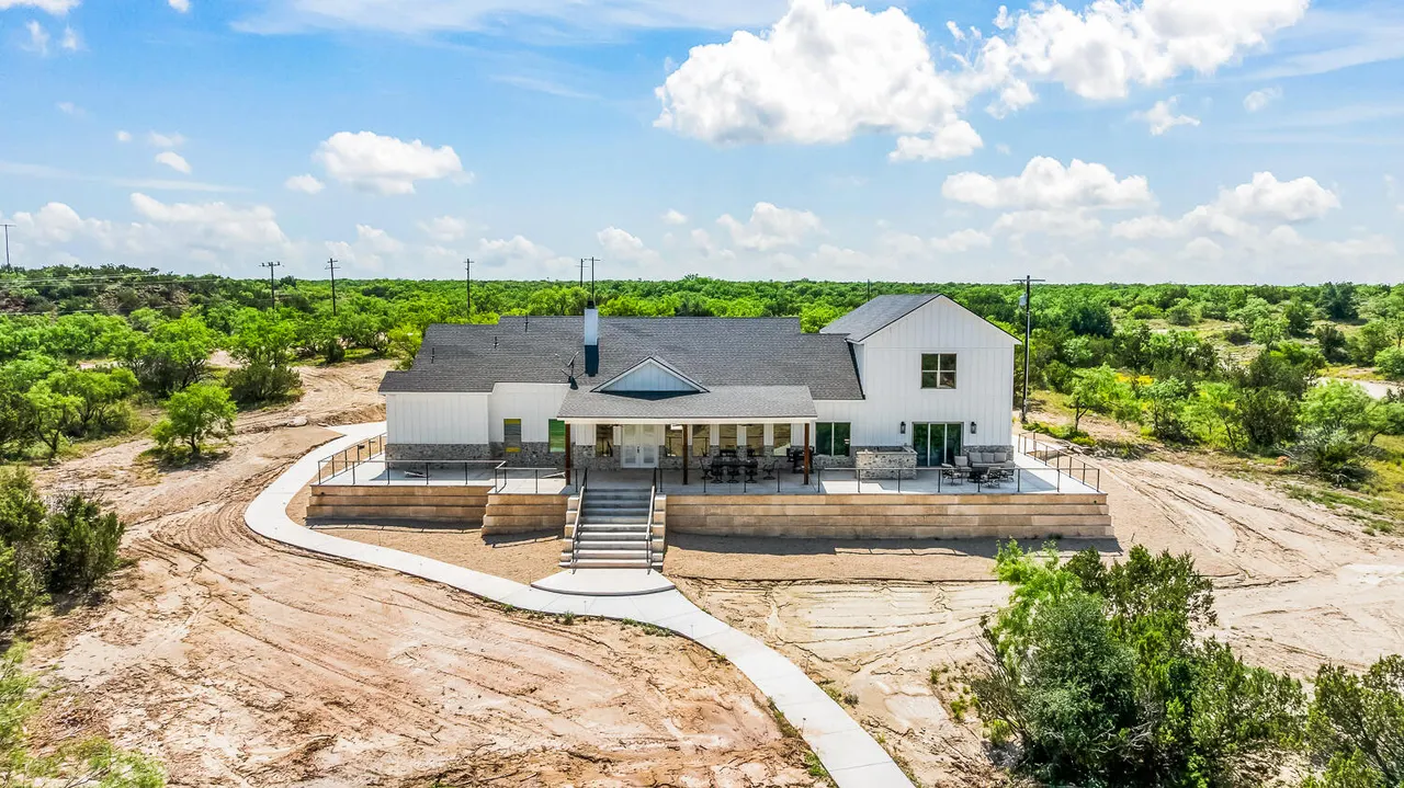 Photo 5 — 2627 Ward Road, Justiceburg, TX 79330