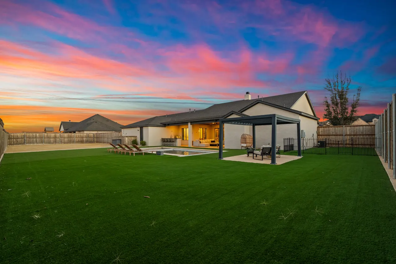 Photo 12 — 7722 47th Street, Lubbock, TX 79407