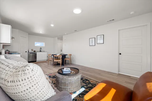 Photo 4 — 5506 Smith Street, Lubbock, TX 79416