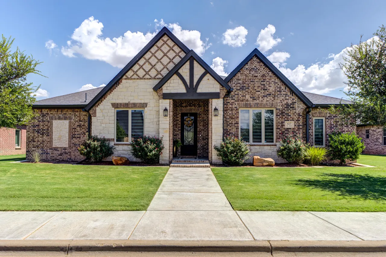 Front exterior — 617 N 9th Street, Wolfforth, TX 79382