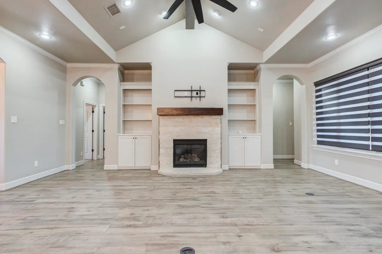Photo 16 — 617 N 9th Street, Wolfforth, TX 79382