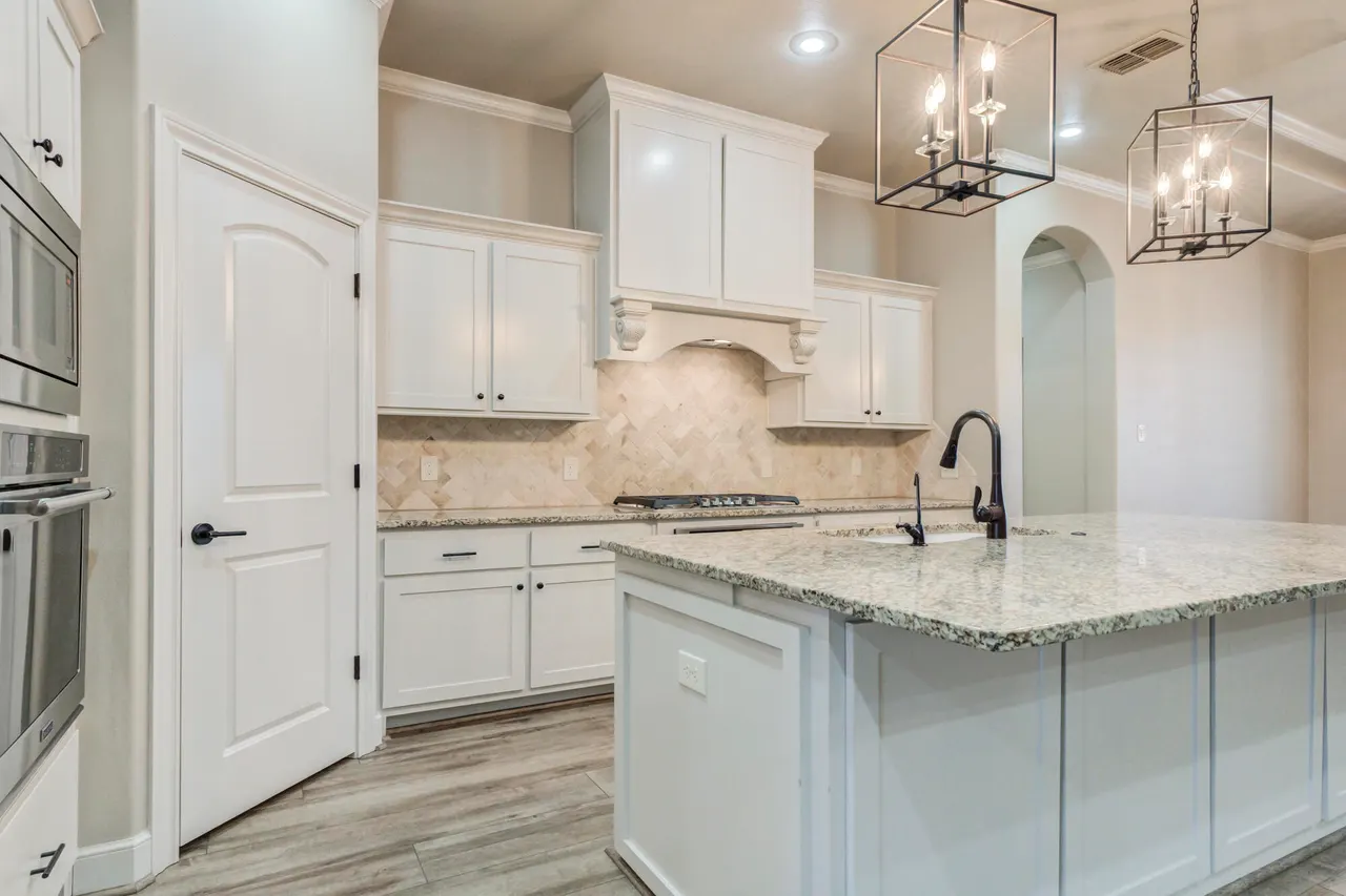 Photo 19 — 617 N 9th Street, Wolfforth, TX 79382