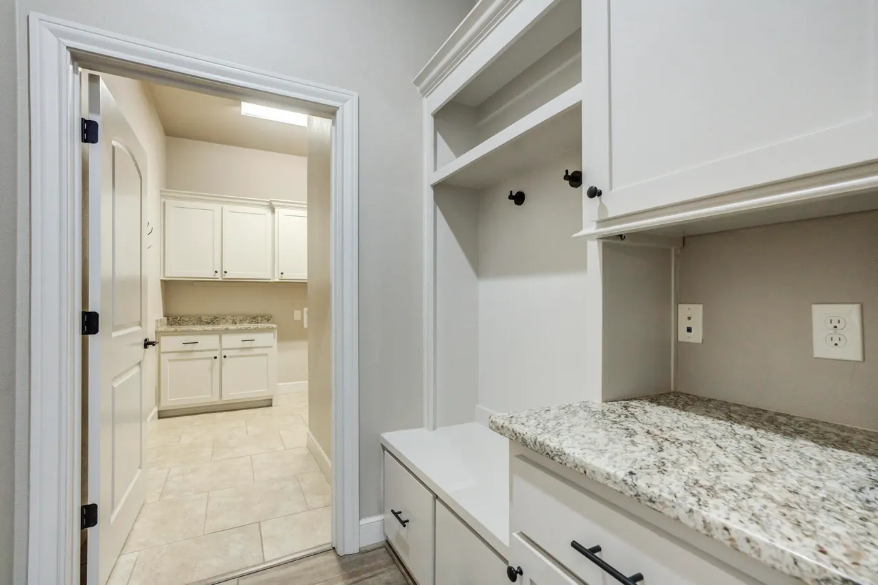 Photo 55 — 617 N 9th Street, Wolfforth, TX 79382