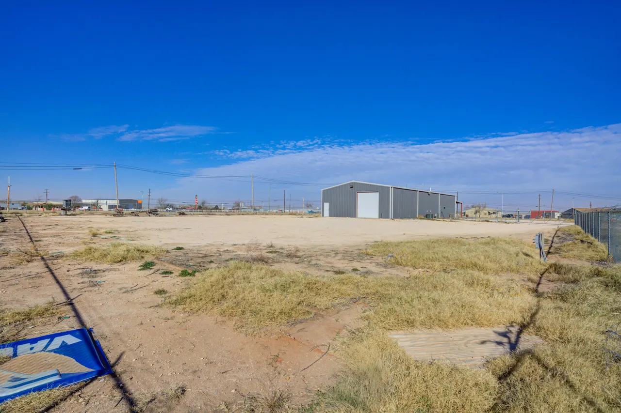 Photo 23 — 1106 Seagraves Road, Brownfield, TX 79316