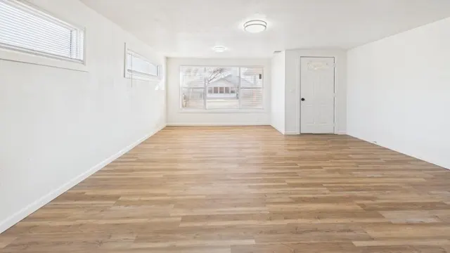 Photo 5 — 409 E 6th Street, Idalou, TX 79329