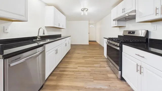 Photo 7 — 409 E 6th Street, Idalou, TX 79329
