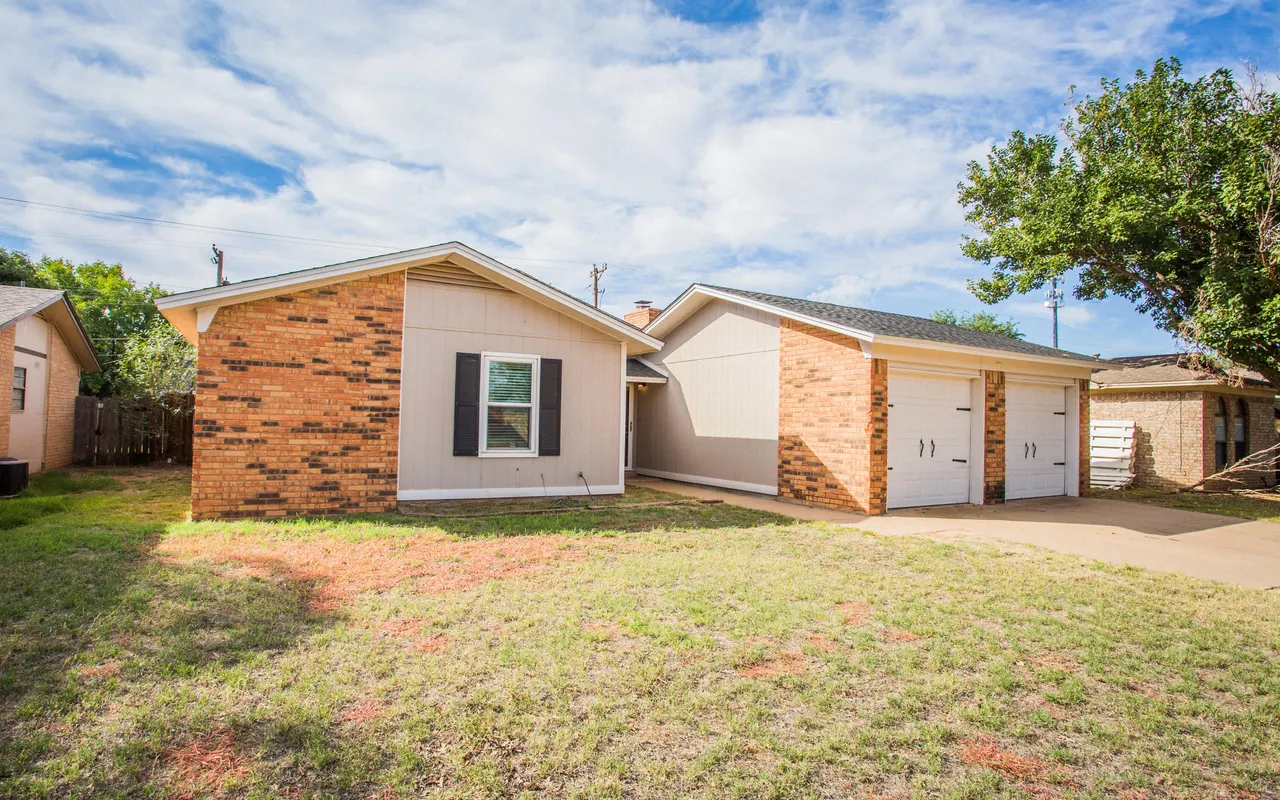 Photo 2 — 5709 3rd Street, Lubbock, TX 79416