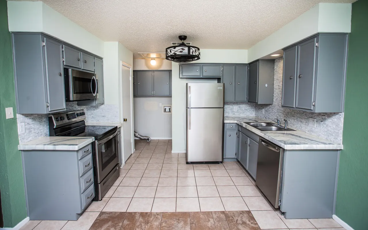 Photo 9 — 5709 3rd Street, Lubbock, TX 79416