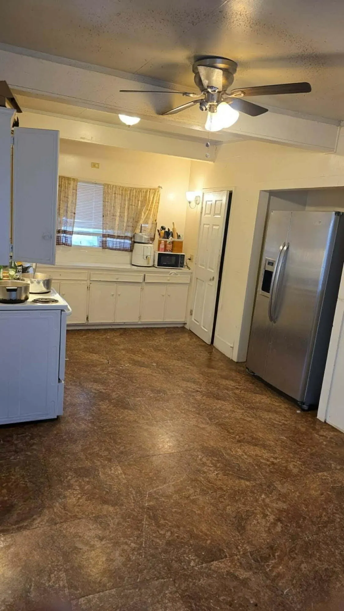 Photo 4 — 2304 48th Street, Lubbock, TX 79412