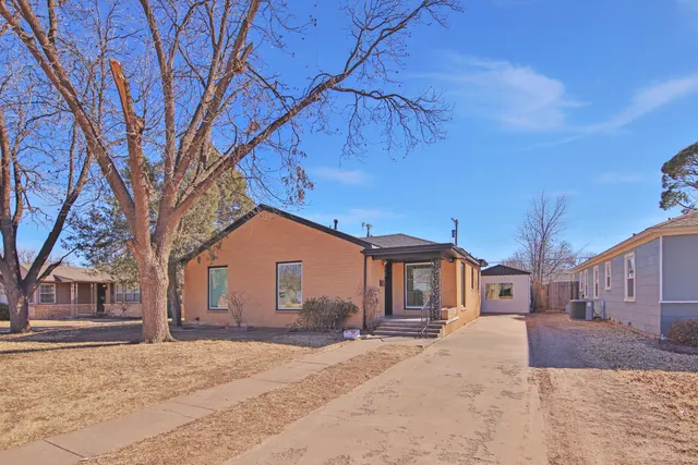 Photo 3 — 3303 25th Street, Lubbock, TX 79410