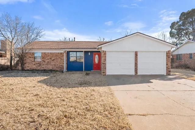 Front exterior — 909 Bradley Street, Lubbock, TX 79403