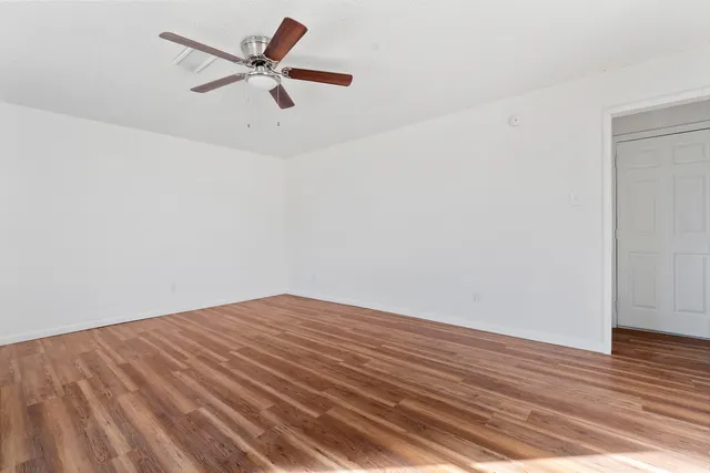 Photo 6 — 909 Bradley Street, Lubbock, TX 79403