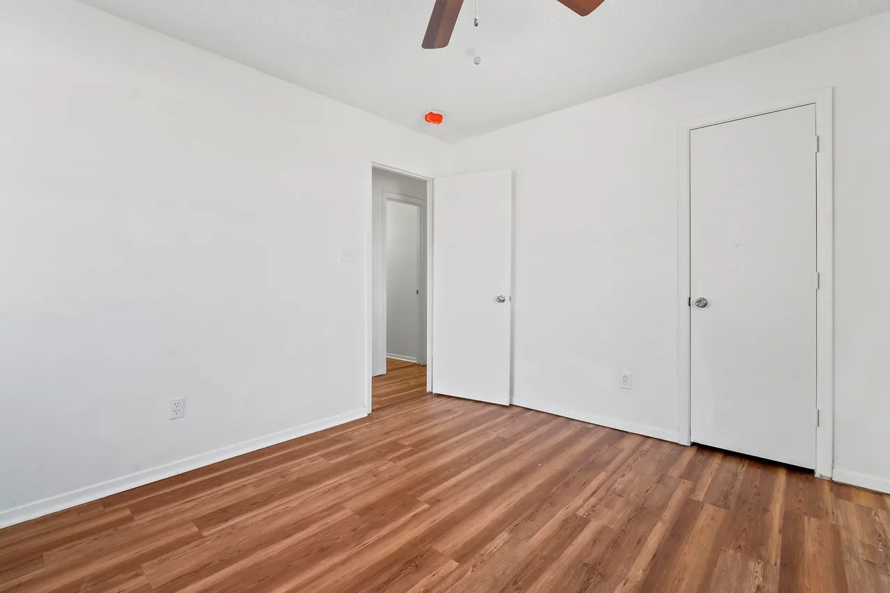 Photo 14 — 909 Bradley Street, Lubbock, TX 79403