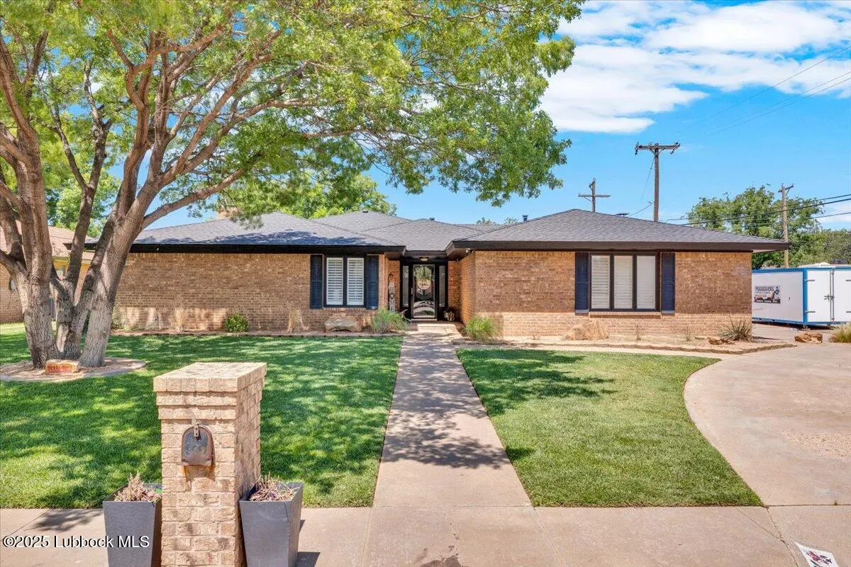 Photo 2 — 2022 Buffalo Drive, Levelland, TX 79336