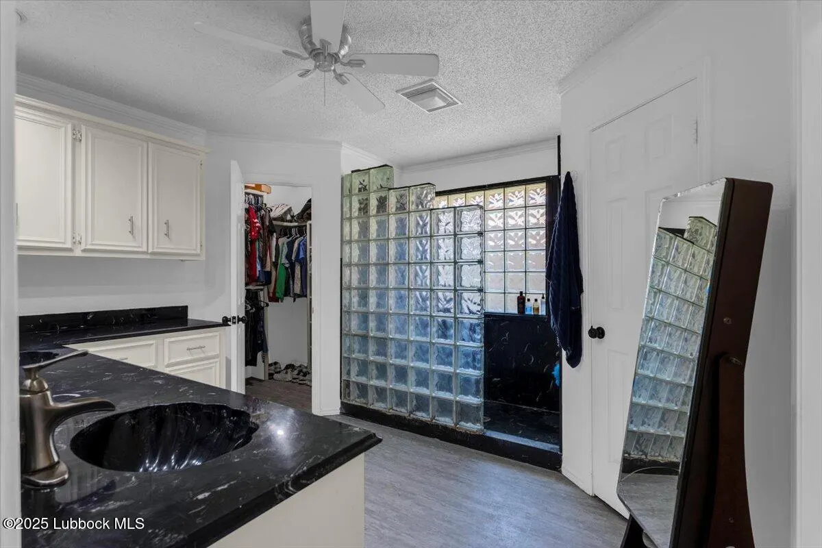 Photo 18 — 2022 Buffalo Drive, Levelland, TX 79336