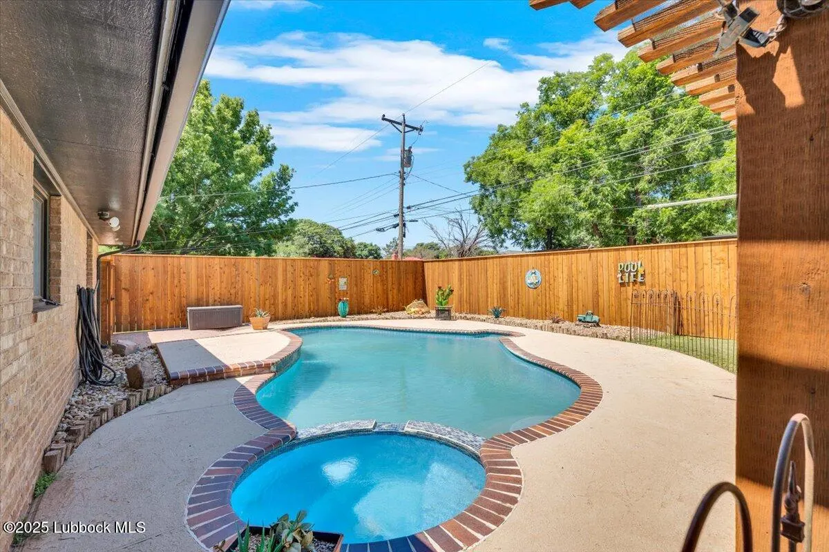 Photo 29 — 2022 Buffalo Drive, Levelland, TX 79336