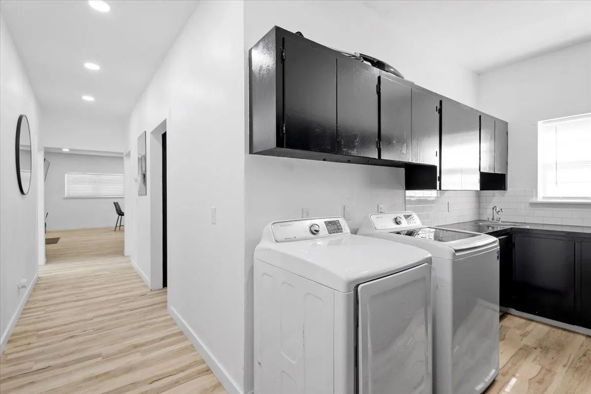 Photo 19 — 117 W 4th Street, Hale Center, TX 79041