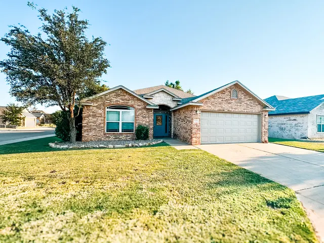 Front exterior — 2309 101st Street, Lubbock, TX 79423