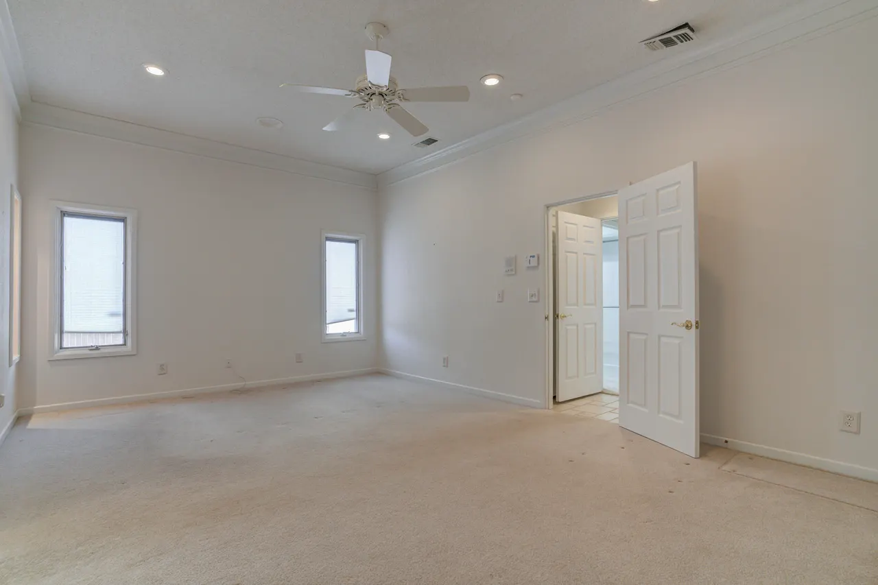 Photo 8 — 601 18th Street, Seagraves, TX 79359